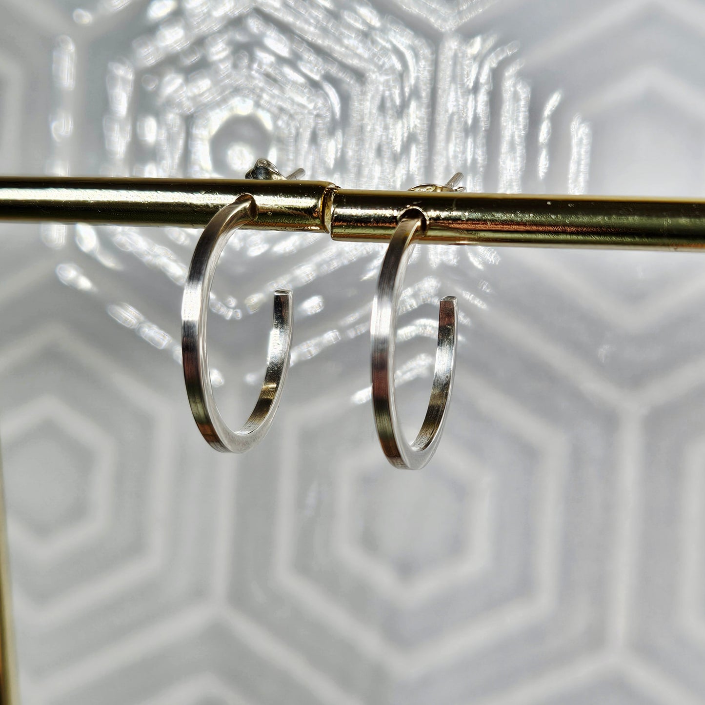 Mini square wire hoops