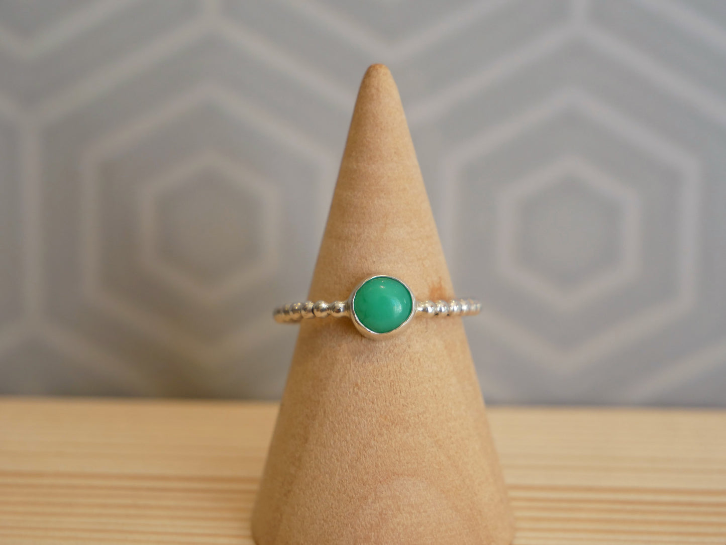 Chrysoprase Bead Wire Ring