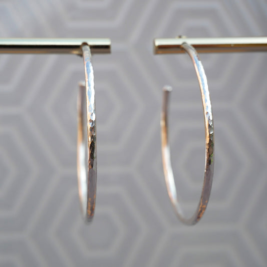 Classic Hammered Hoops Medium